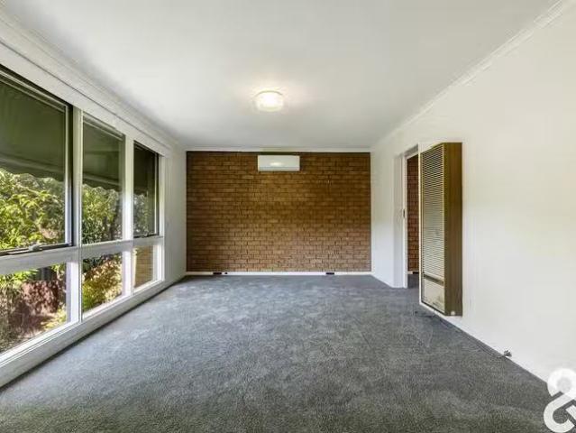 Unique 4/11 Invermay Grove, Rosanna, VIC 3084