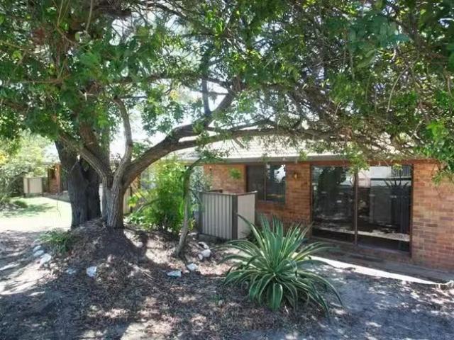 Cheap 4/11 Muchow Street, Beenleigh, QLD 4207