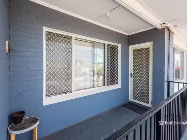 New 4/121 Gregory Street, Beachlands, WA 6530