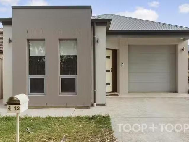 Cozy 4/12 Cowra Crescent, Park Holme, SA 5043