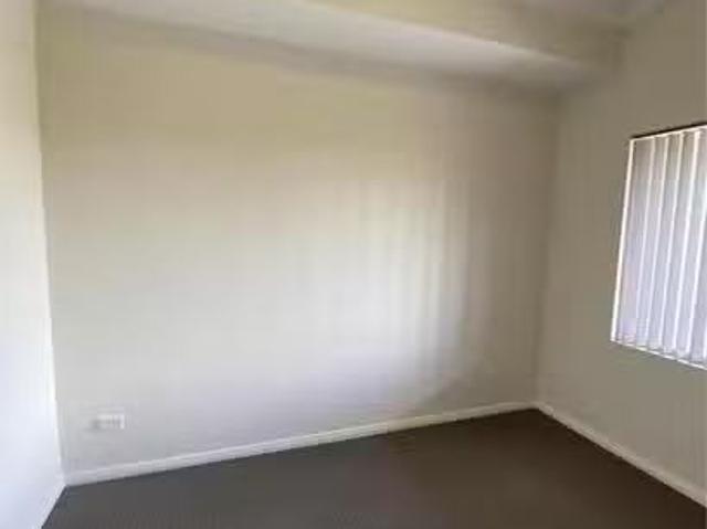 Cheap 4/14 George Street, Rockingham, WA 6168