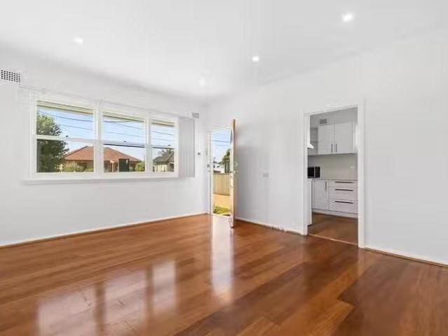 Unique 41 Dunbier Avenue, Lurnea, NSW 2170