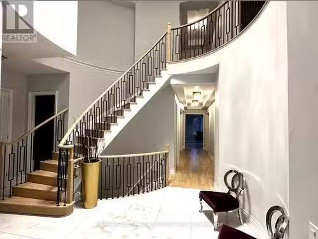 Cheap 41 Glen Abbey Trail, Vaughan, ON, L4H 3X7 house for le.