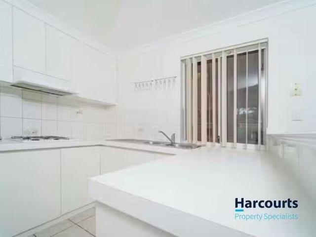 Nice 4/201 Glen Iris Drive, Jandakot, WA 6164