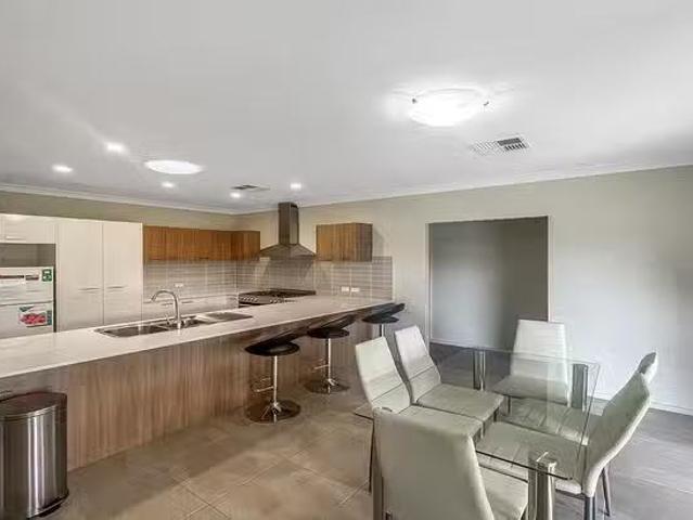 Cheap 4/20 Burrundulla Avenue, Mudgee, NSW 2850