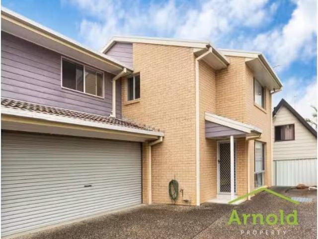 Cozy 4/28 Mulbinga Street, Charlestown Townhouse for rent Lis.