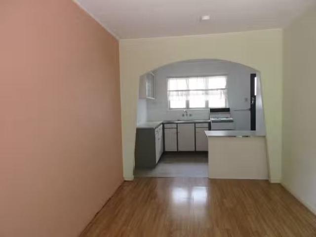Unique 4/29 Lloyd Street, CAMP HILL, QLD 4152 Unit for Rent