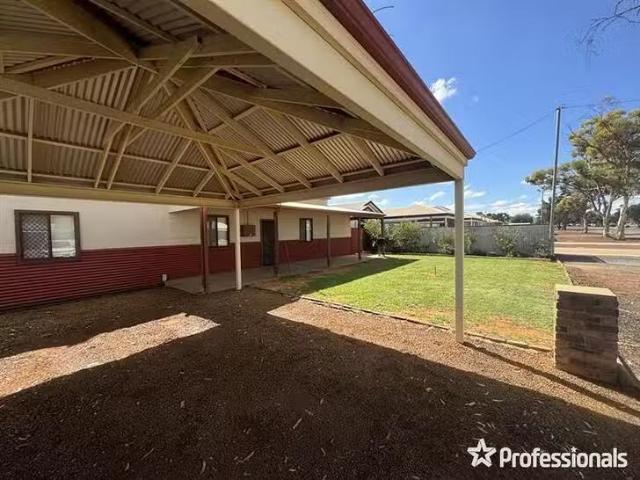 Rental! 42 Balfour Street, South Kalgoorlie, WA 6430
