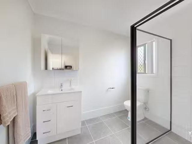 Cozy 42 Rosa Crescent, Bracken Ridge, QLD 4017