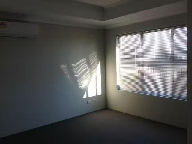 Cheap 42 Sandgate Boulevard, Baldivis, WA 6171