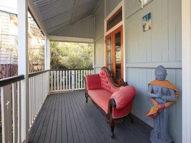 For Rent! 42A Thackeray Street, NORMAN PARK, QLD 4170 House.