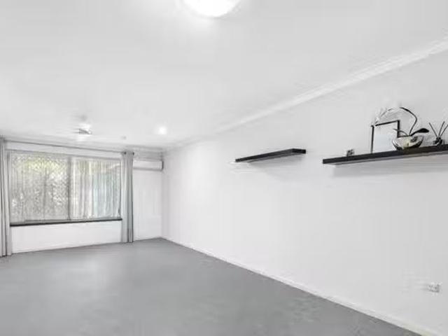 Cheap 42B Blanche Street, Gosnells, WA 6110