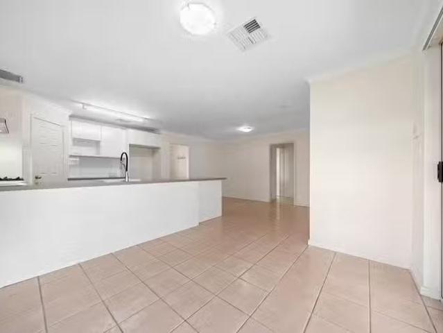 Charming 42C Manchester Street, Victoria Park, WA 6100