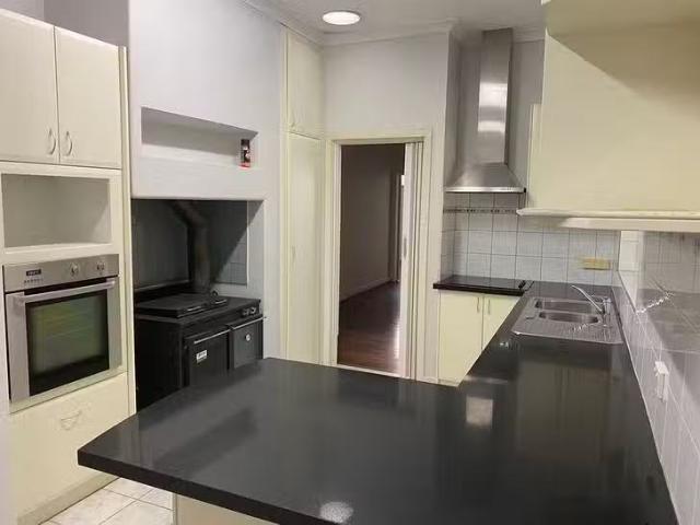 Just in! 430 Beacham Road, South Yunderup, WA 6208