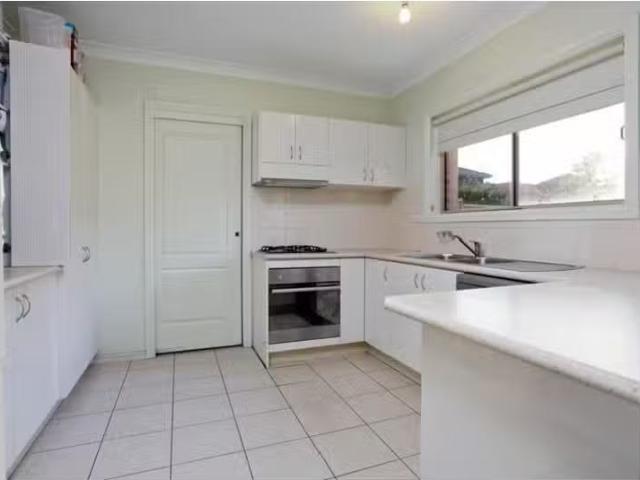 Deal! 4/30 Lalor Road, Quakers Hill Townhouse for rent Listed.