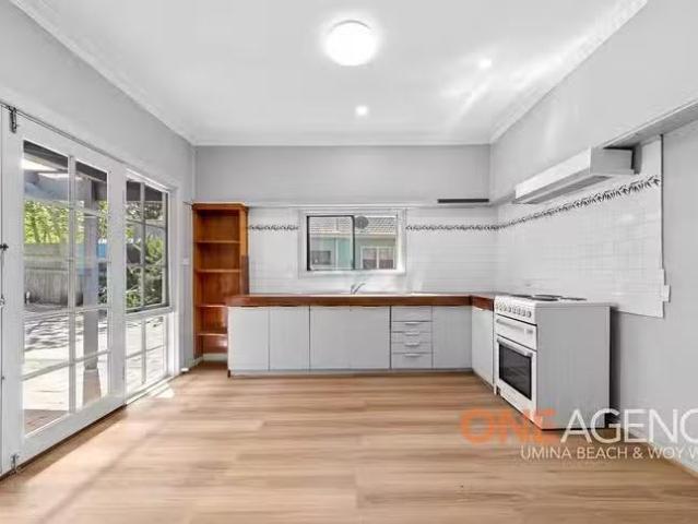 Deal! 44 Dwyer Street, North Gosford, NSW 2250