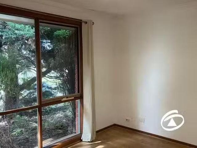Deal! 44 George Chudleigh Drive, Hallam, VIC 3803
