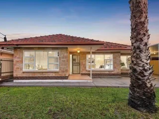 Cozy 44 Loader Street, Glynde, SA 5070