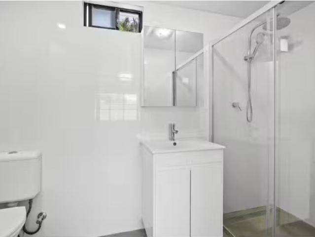 Deal! 44a Jubilee Avenue, Beverley Park Apartment for rent Li.