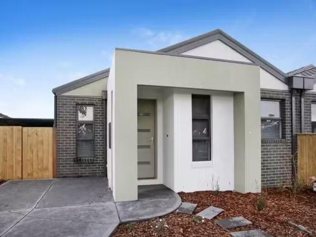Unique 45 Yardley Street, Maidstone VIC 3012