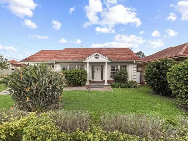 Deal! 462 Tapleys Hill Road, Fulham Gardens, SA 5024