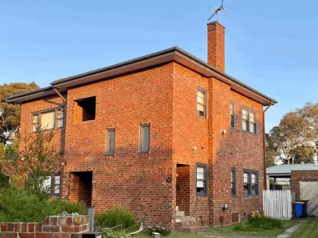 Charming 48 AITCHISON AVENUE, Ashburton VIC 3147