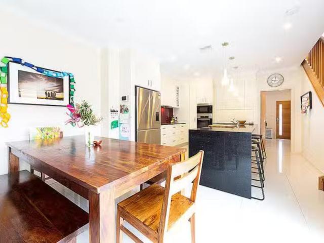 Charming 48B Bandjalong Crescent, Aranda, ACT 2614