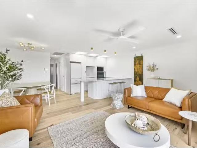 New 4/9 21 Frank Street, Coolum Beach Apartment for rent List.