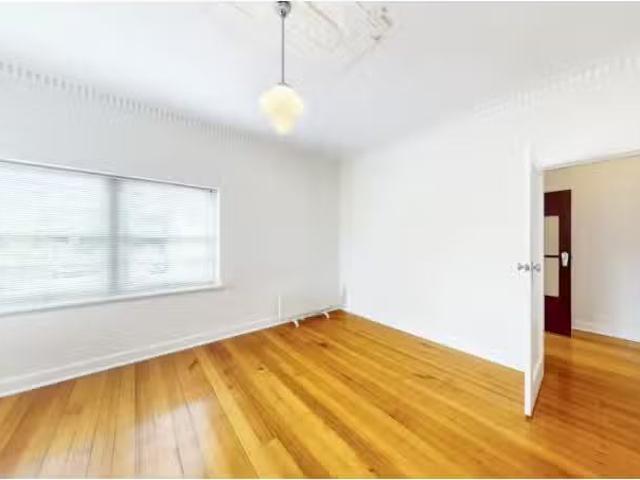 Charming 4/9 Hotham Street, EAST MELBOURNE Apartment for rent.