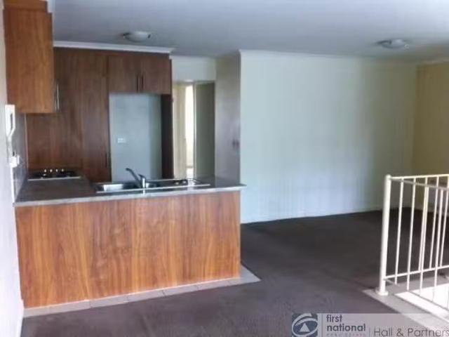 Deal! 4/9 King Street, Dandenong, VIC 3175