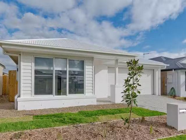 Cozy 49 Riparian Circuit, Logan Reserve, QLD 4133