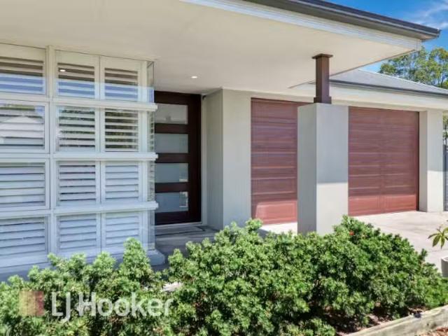 For Rent! 4 Augusta Place, MEDOWIE House for rent Listed by R.
