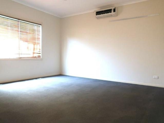 Charming 4 Bedroom, 2 Bathroom Home with Lovely Gardens
