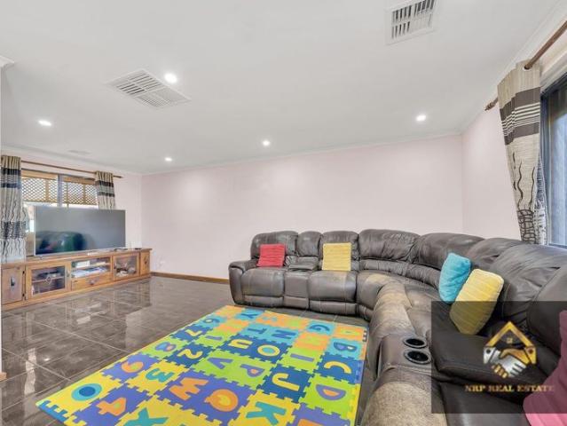 Charming 4 Bedroom Home in Parafield Gardens Available for Rent!