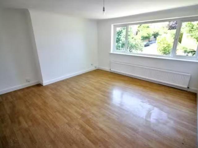 Cozy 4 bedroom maisonette for rent in Chapel Court, Billericay.