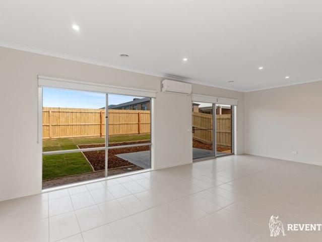 Charming 4 Bedroom Rental House in St Leonards: Comfort, Affordability, and Convenience Await!