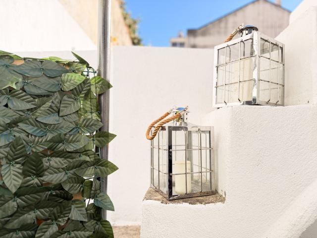Charming 4 bedrooms House with terrace in Lisbon
