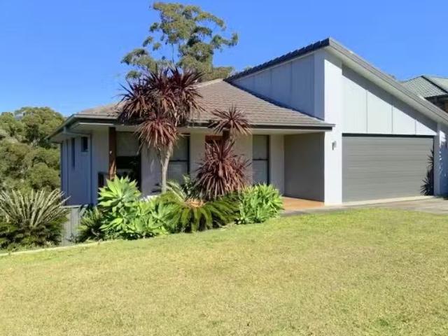 Unique 4 BR 147a Shephards Lane, COFFS HARBOUR House for rent.
