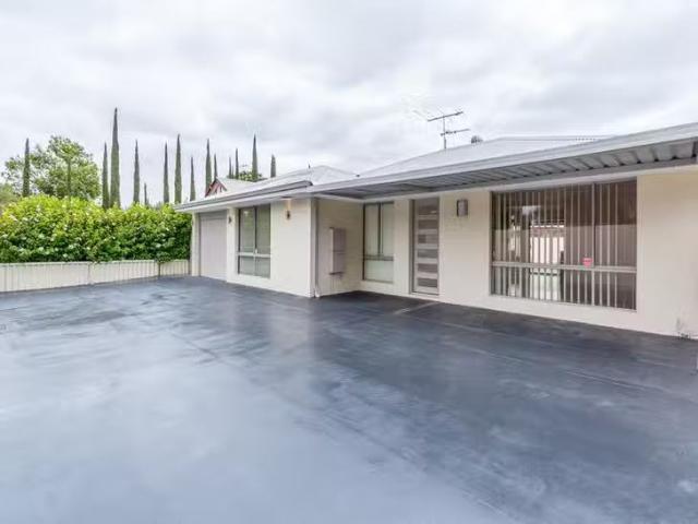 Deal! 4 BR 14 Staines Street, Lathlain, WA 6100
