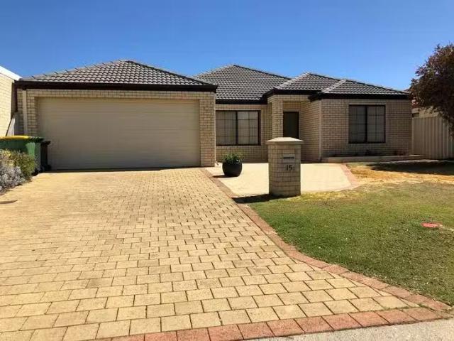 Deal! 4 BR 15 Epsilon Drive, Rockingham, WA 6168