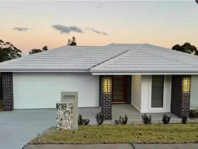 Just in! 4 BR 108 Pillar Street, Bellbird House for rent List.