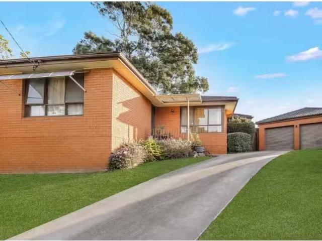Charming 4 BR 10 Oba Place, TOONGABBIE House for rent Listed.