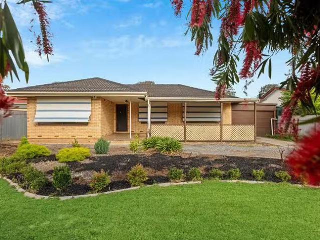 Just in! 4 BR 10 Armagh Crescent, Salisbury Downs, SA 5108