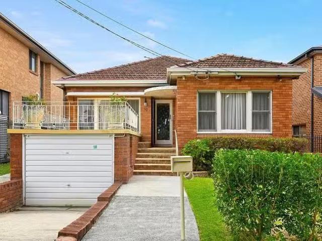Just in! 4 BR 10 Edward Street, Oatley, NSW 2223