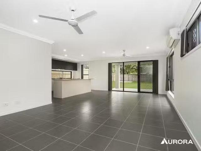 Unique 4 BR 110 Delancey Street, Ormiston, QLD 4160