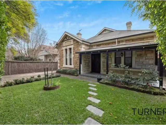 Just in! 4 BR 124 Fisher Street, Fullarton House for rent Lis.