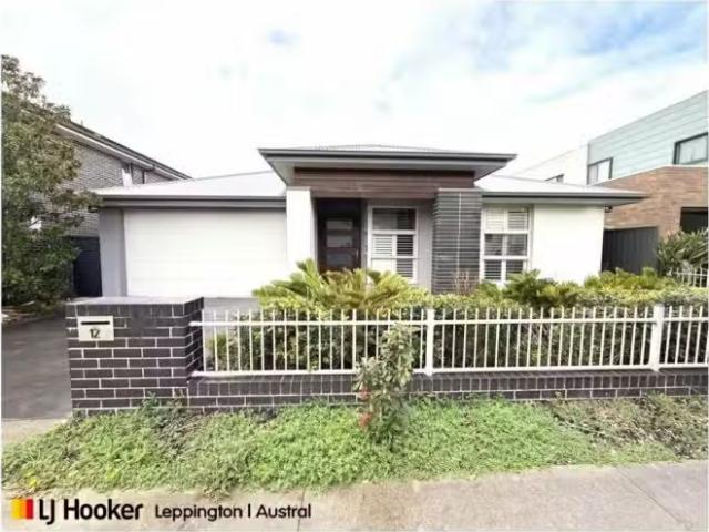 Rental! 4 BR 12 Joey Crescent, Leppington House for rent List.