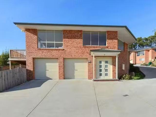 Cozy 4 BR 1/3 Mayhill Court, West Moonah, TAS 7009
