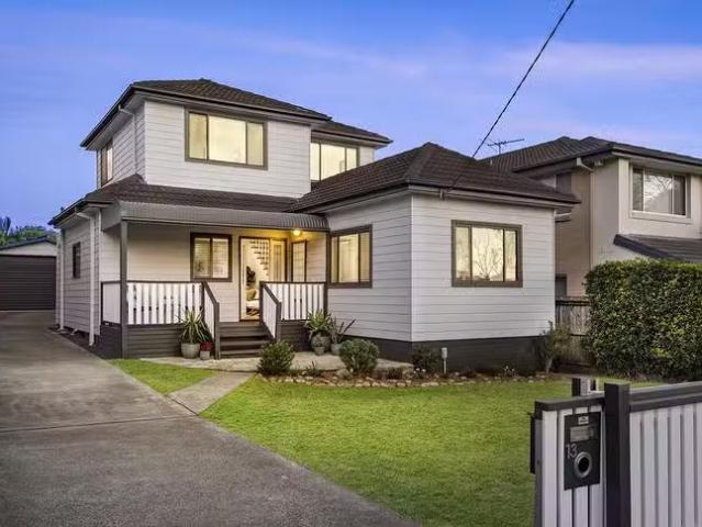 Rental! 4 BR 13 Garraween Avenue, North Balgowlah, NSW 2093