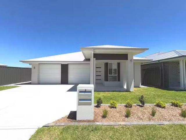 Charming 4 BR 1/3 Lancewood Street, Medowie, NSW 2318